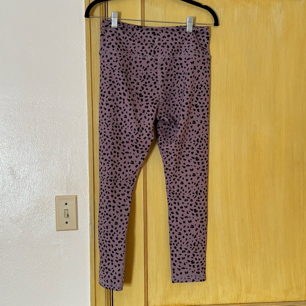 ZYIA Active Animal Print Cropped Leggings Size 6-8 Medium